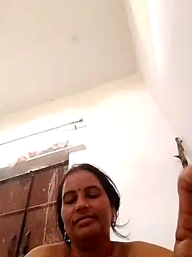 Snapshot of Suhani_hot12 chatting on 10-04-25, 12:14 Suhani hot12 online show from 10-04-25, 12:14