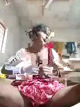 Snapshot of sadhna200 chatting on 10-26-25, 09:37 sadhna200 online show from 10-26-25, 09:37