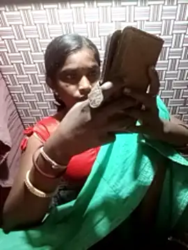 Snapshot of sadhna200 chatting on 11-27-25, 07:49 sadhna200 online show from 11-27-25, 07:49