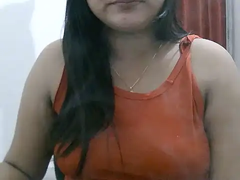 Snapshot of Mon-Luv chatting on 10-15-25, 01:11 Mon-Luv online show from 10-15-25, 01:11