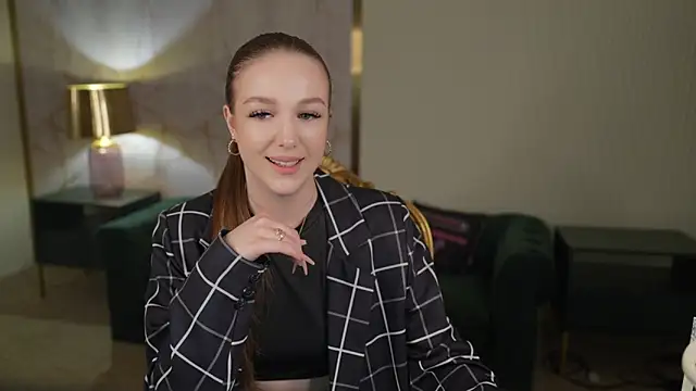 Ella 054 online show from 03-08-26, 07:50