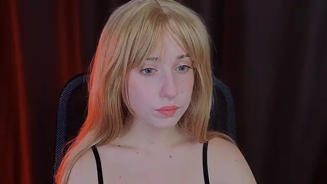 Snapshot of YukiMisa chatting on 11-08-25, 03:45 YukiMisa online show from 11-08-25, 03:45