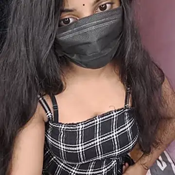 Snapshot of Telugu_sweet_couple_345 chatting on 11-01-25, 05:04 Telugu sweet couple 345 online show from 11-01-25, 05:04