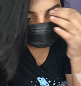 Snapshot of Telugu_sweet_couple_345 chatting on 11-26-25, 08:21 Telugu sweet couple 345 online show from 11-26-25, 08:21