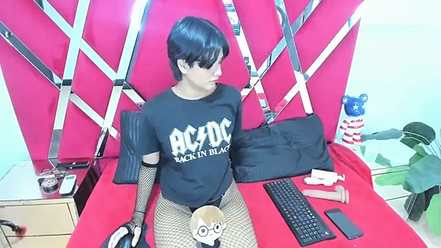 Snapshot of natsumiht chatting on 09-29-25, 05:12 natsumiht online show from 09-29-25, 05:12