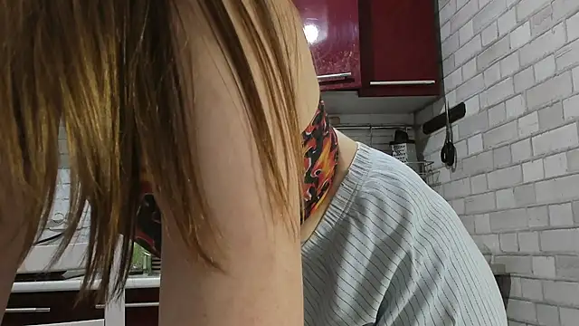 WonderConnie1 online show from 10-18-25, 06:08