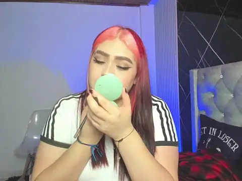 im bunny   online show from 10-24-25, 11:17