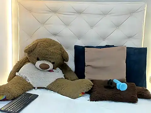 MaicolParker  online show from 03-22-26, 03:26