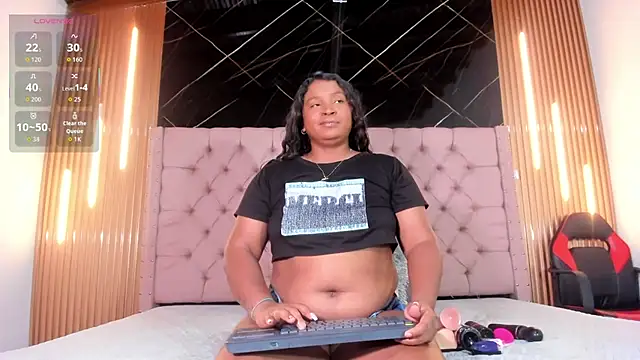 Emily Brown18 online show from 09-24-25, 04:05