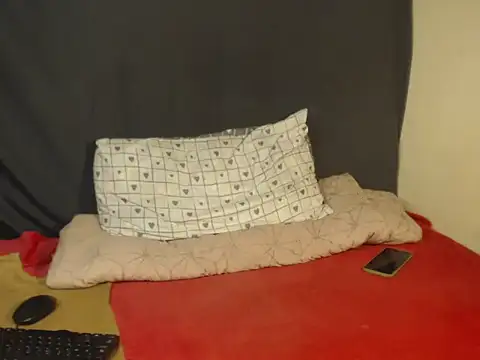 Hotgirl87 online show from 09-25-25, 06:55