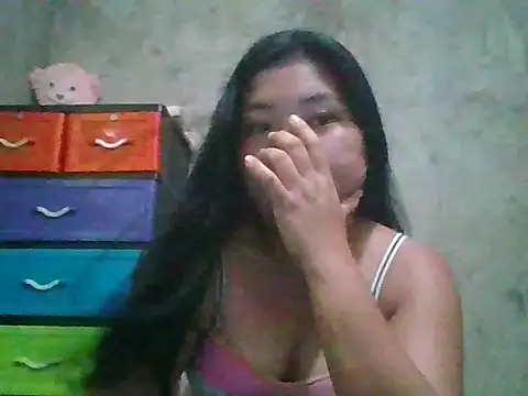 Snapshot of nikki_zapphire chatting on 11-23-25, 02:55 nikki zapphire online show from 11-23-25, 02:55