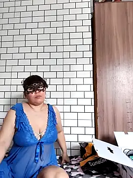 Luu-Lii777 online show from 04-14-26, 04:07