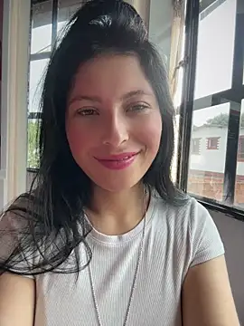 Mia salinass online show from 05-27-26, 07:00