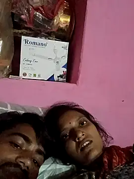 Snapshot of Xx_pooja chatting on 10-21-25, 02:40 Xx pooja online show from 10-21-25, 02:40