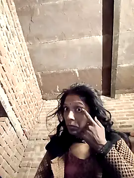 Snapshot of Xx_pooja chatting on 11-12-25, 11:47 Xx pooja online show from 11-12-25, 11:47