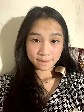 -Lie-06 online show from 11-08-25, 10:26