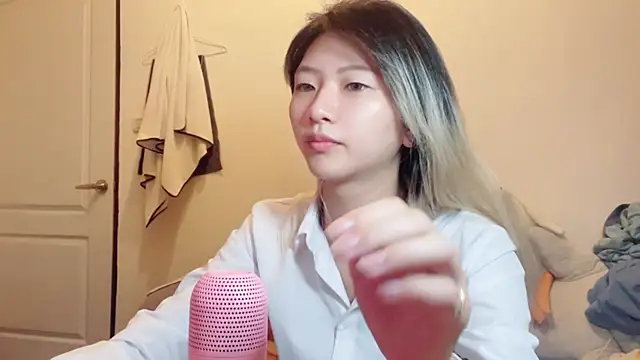 xu9920 online show from 09-19-25, 12:39