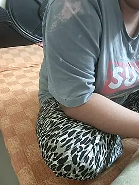 payal 261072  online show from 12-02-25, 03:23