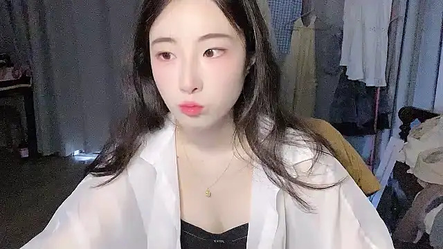 Freya7777 online show from 09-10-25, 03:06