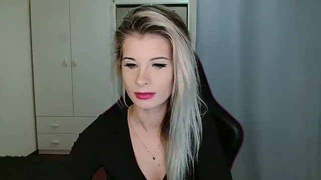 KristineGlow online show from 12-03-25, 07:27