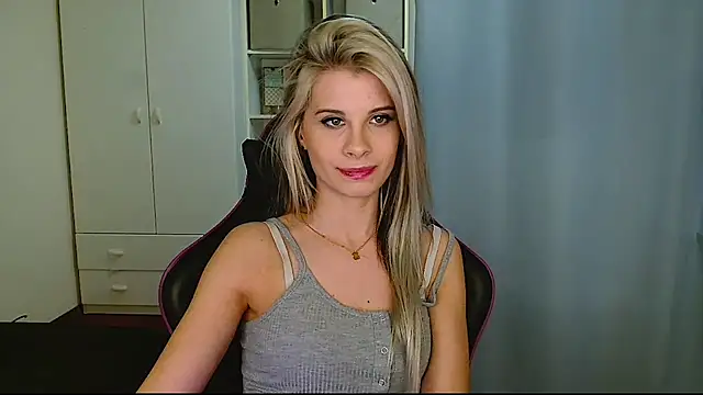 KristineGlow online show from 02-16-26, 09:11