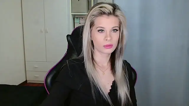 KristineGlow online show from 03-03-26, 07:14