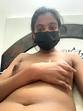 Snapshot of HeerStd chatting on 11-20-25, 04:51 HeerStd online show from 11-20-25, 04:51