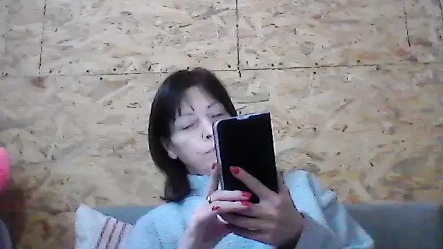 Milana38 online show from 12-18-25, 10:10