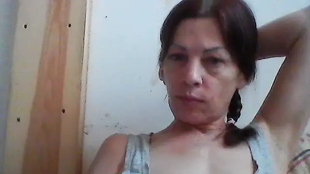 Snapshot of Milana38 chatting on 07-02-26, 02:23 Milana38 online show from 07-02-26, 02:23