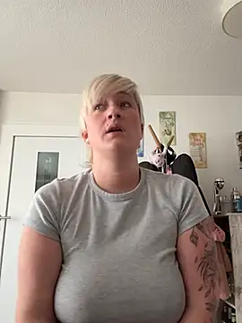 Rozendefotz online show from 02-19-26, 03:08