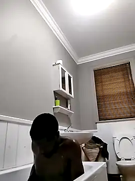 Snapshot of BigboyDick2 chatting on 12-16-25, 06:57 BigboyDick2 online show from 12-16-25, 06:57