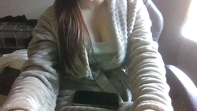 Snapshot of ninamina chatting on 01-17-26, 11:48 ninamina online show from 01-17-26, 11:48