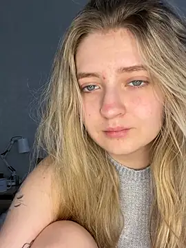 Dllqq online show from 02-16-26, 04:52