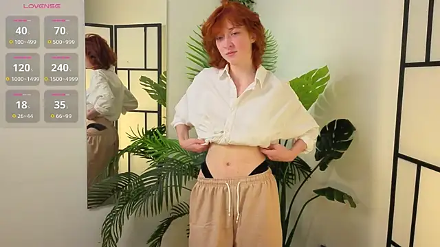 Snapshot of JuanaFriesz chatting on 09-10-25, 09:20 JuanaFriesz online show from 09-10-25, 09:20