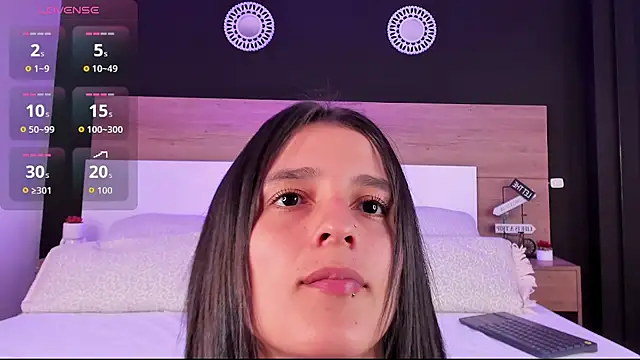 Snapshot of MiaTaylorSweet chatting on 10-01-25, 01:06 MiaTaylorSweet online show from 10-01-25, 01:06