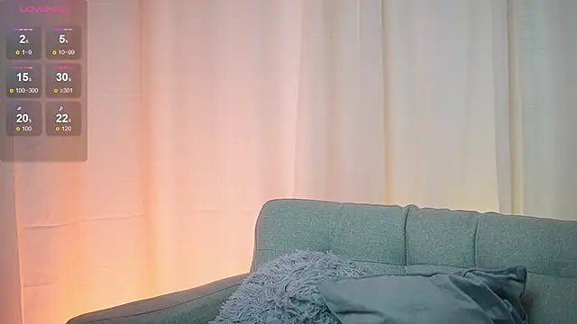 Snapshot of KendalDubai chatting on 10-31-25, 09:05 KendalDubai online show from 10-31-25, 09:05