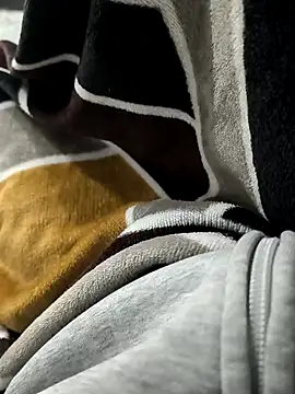 bigdick lickingexpert08 online show from 11-25-25, 08:09