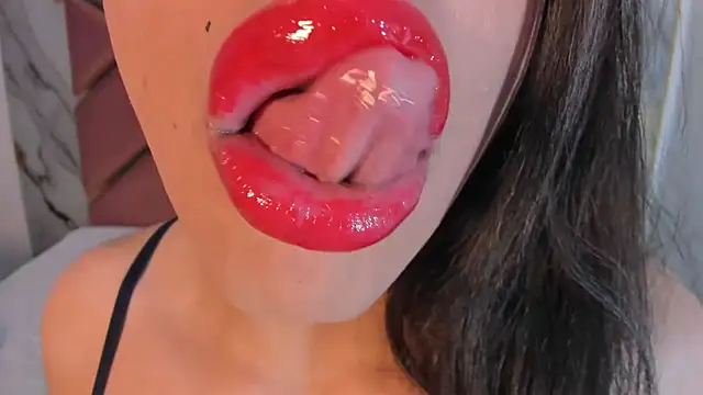 sweet Elizabeth online show from 03-19-26, 01:15