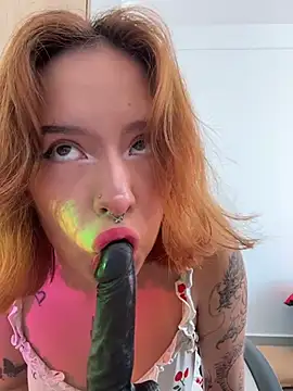 aliciia 23 online show from 04-11-26, 08:57