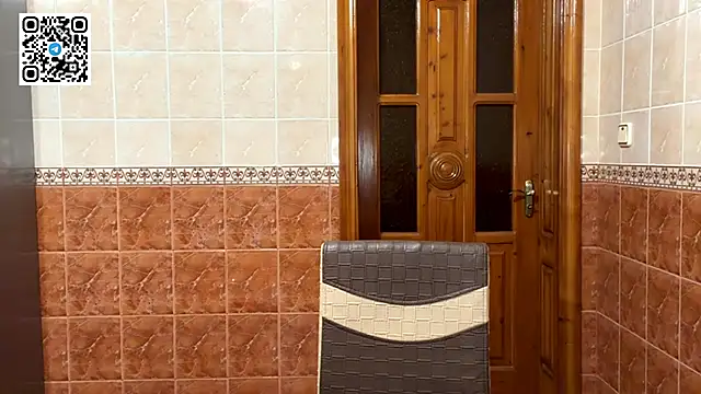 MaroonMoon  online show from 02-25-26, 08:51