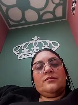 Snapshot of tiffany_Johnson1 chatting on 04-21-26, 03:17 tiffany Johnson1 online show from 04-21-26, 03:17