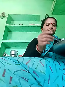 Manavi x online show from 03-08-26, 05:55