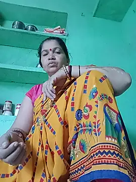 Snapshot of Manavi_x chatting on 07-15-26, 01:44 Manavi x online show from 07-15-26, 01:44