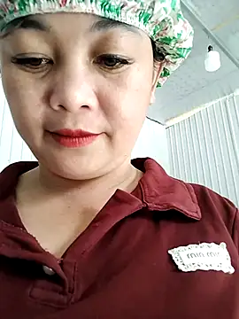 Snapshot of Lyly_nuce chatting on 10-03-25, 03:58 Lyly nuce online show from 10-03-25, 03:58