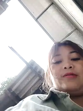 Snapshot of Lyly_nuce chatting on 11-15-25, 09:17 Lyly nuce online show from 11-15-25, 09:17