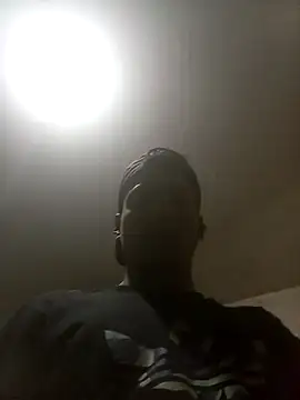 Bebicho14 online show from 10-05-25, 08:01