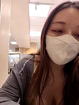 Snapshot of Lovelyanan chatting on 10-02-25, 01:40 Lovelyanan online show from 10-02-25, 01:40