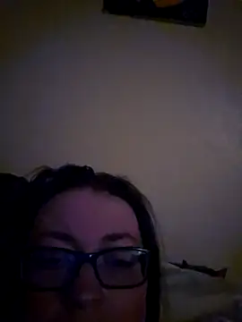 Yamiko42 online show from 04-18-26, 01:04