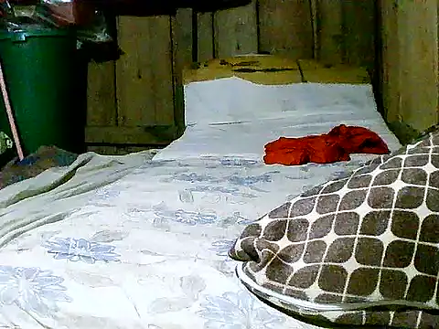 Snapshot of Hottie_pinoy21 chatting on 09-12-25, 03:23 Hottie pinoy21 online show from 09-12-25, 03:23