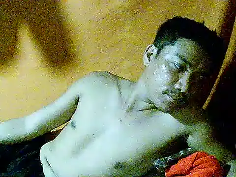 Snapshot of Hottie_pinoy21 chatting on 09-13-25, 03:28 Hottie pinoy21 online show from 09-13-25, 03:28